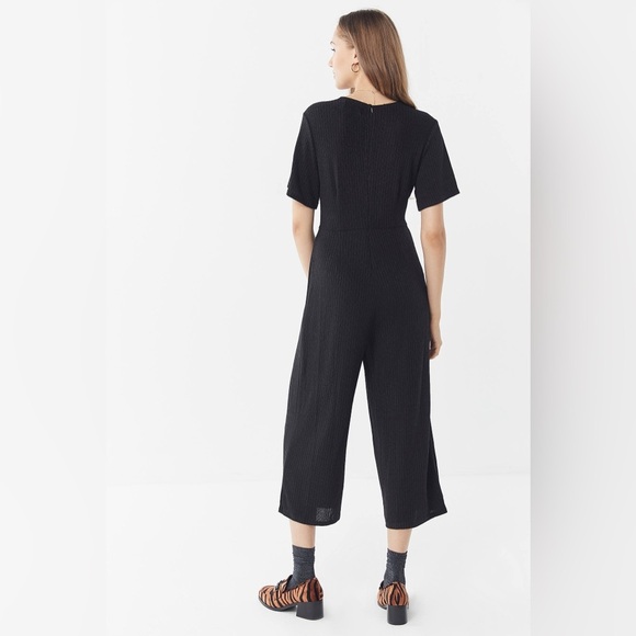 NWOT MINKPINK Plunging Twist-Front Jumpsuit - Picture 4 of 14